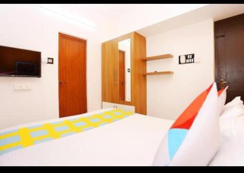 the solo apartments kadavanthra