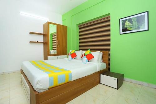 the solo apartments kadavanthra