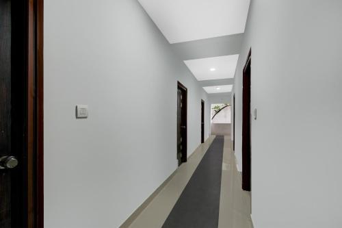 Collection O 78273 Kalyan Residency,Plot No 1156 Farm Fresh, Madhapur Flyover Link, Ayyappa Society Colony, Ward 107 Madhapur, Hyderabad Hyderabad Telangana 500081 India,4 star