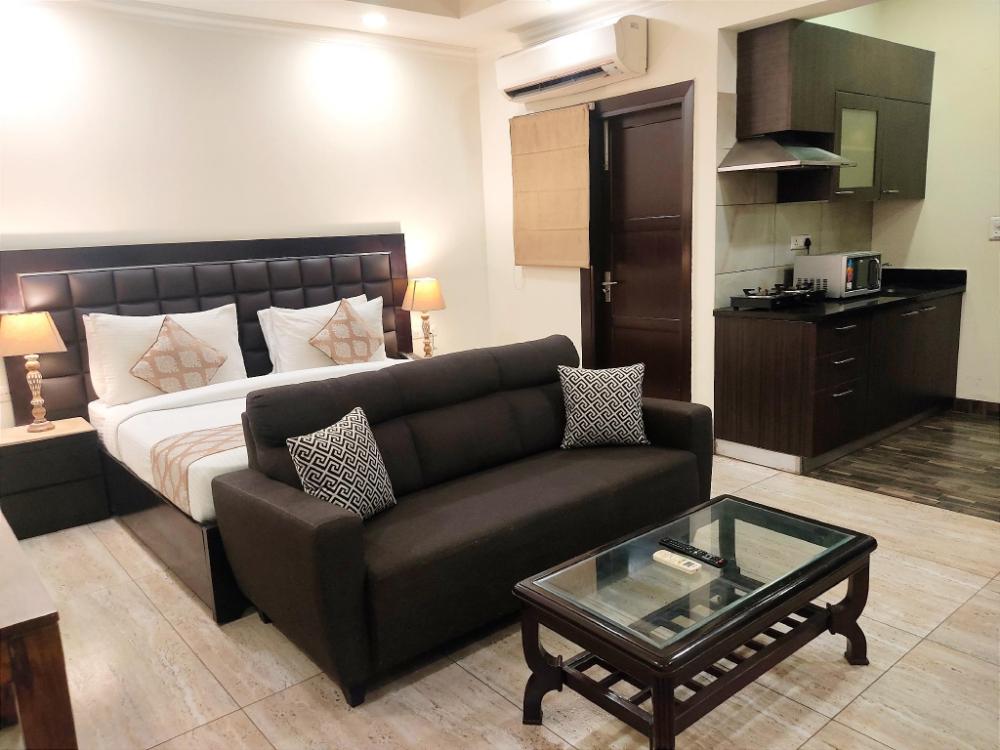 when in gurgaon service apartments