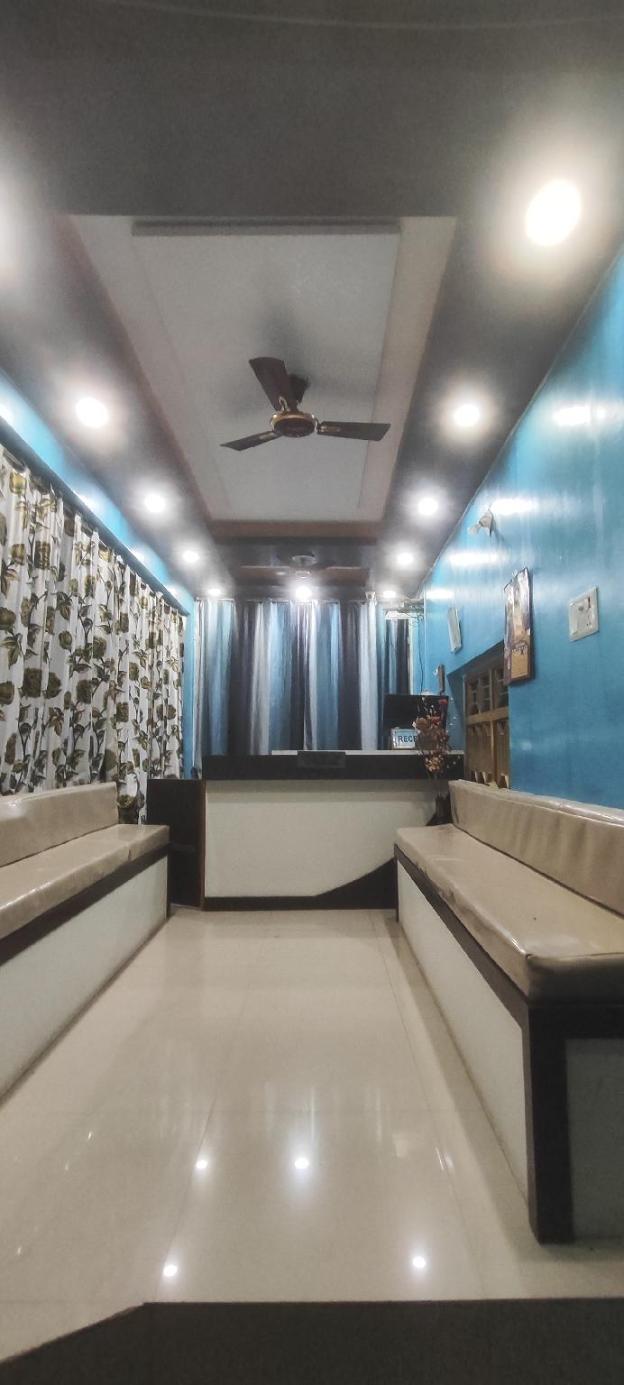 anandshree guest house