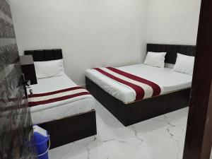 hotel mahadev inn