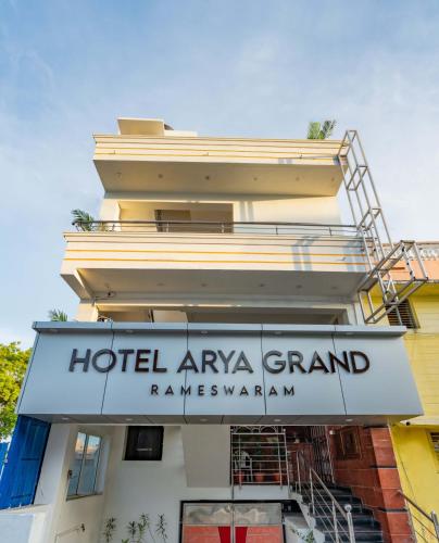 hotel arya grand