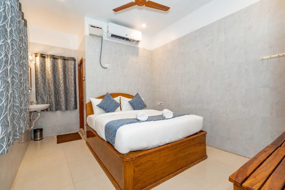 hotel arya grand
