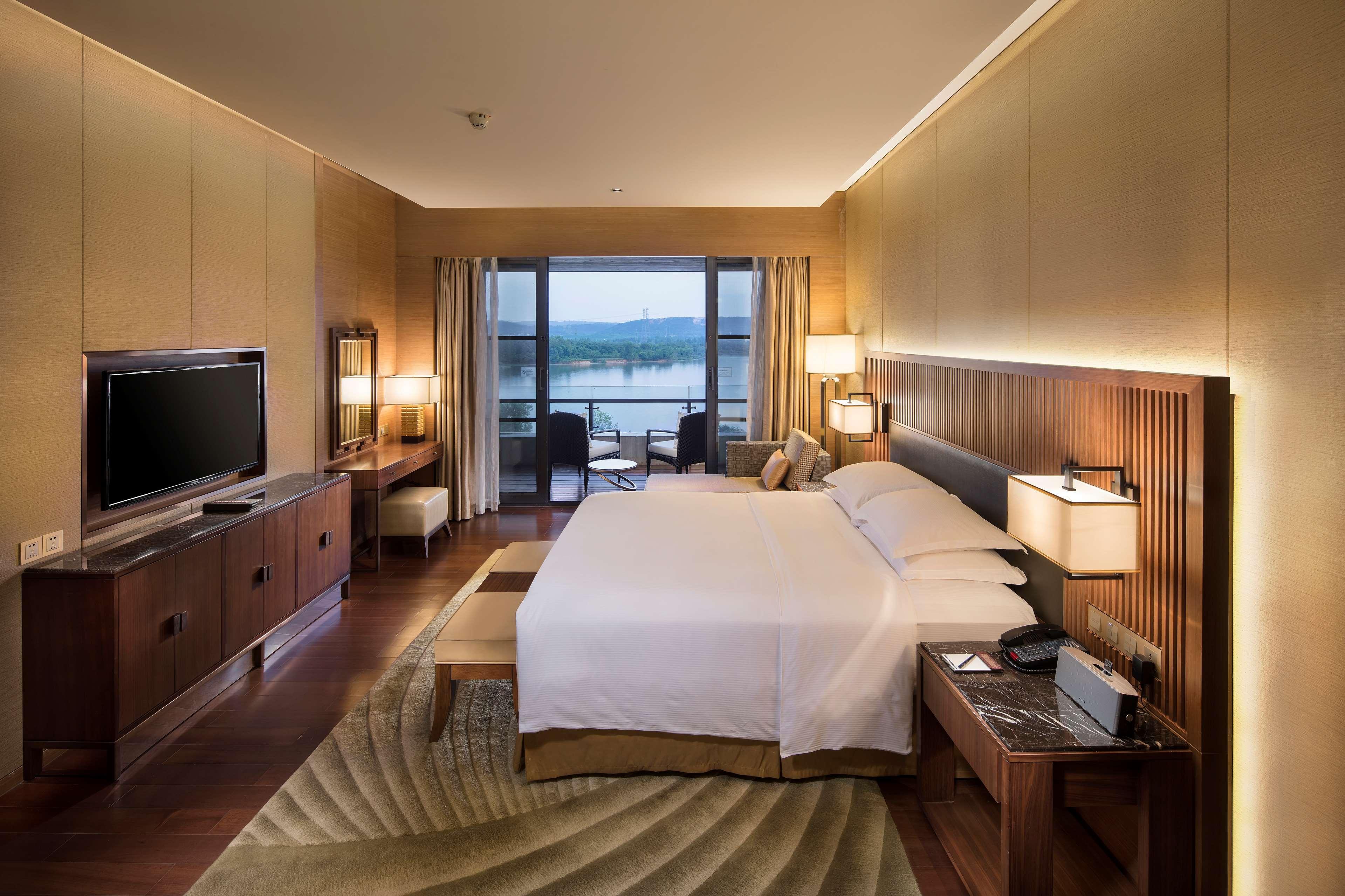 hilton wuhan optics valley