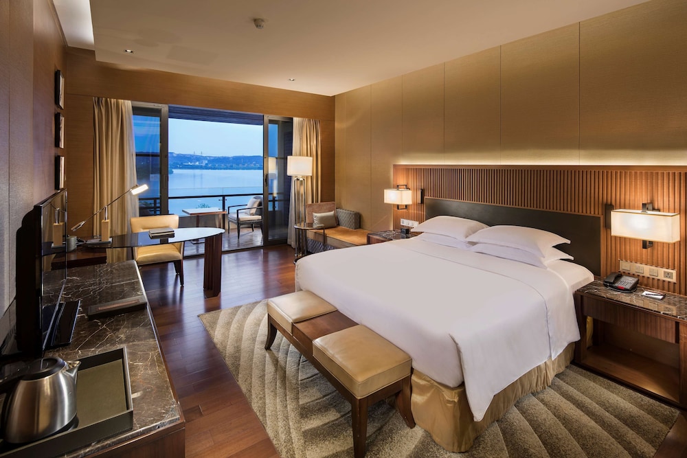 hilton wuhan optics valley