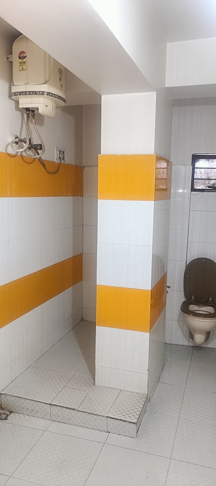 hotel knight inn by roh