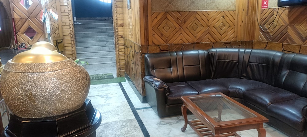 hotel knight inn by roh