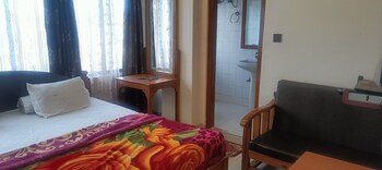 hotel knight inn by roh