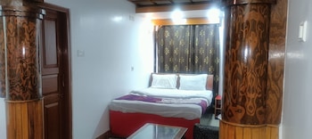 hotel knight inn by roh