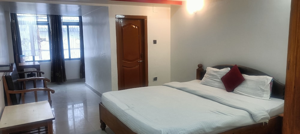 hotel knight inn by roh