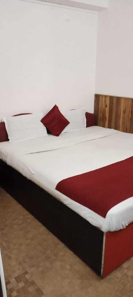 hotel knight inn by roh