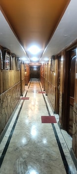 hotel knight inn by roh