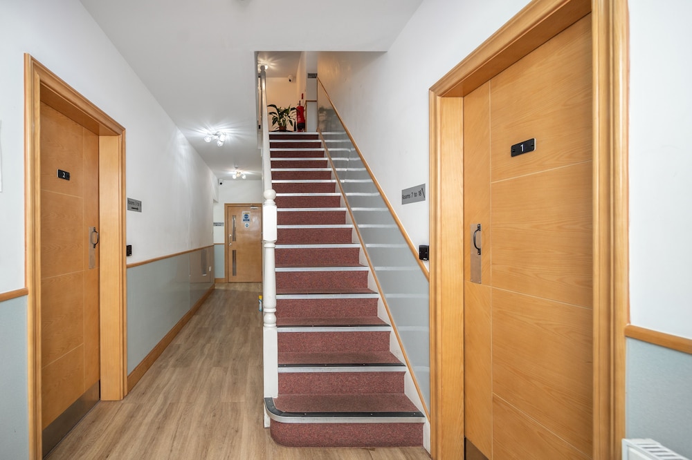 flexistay aparthotel sutton