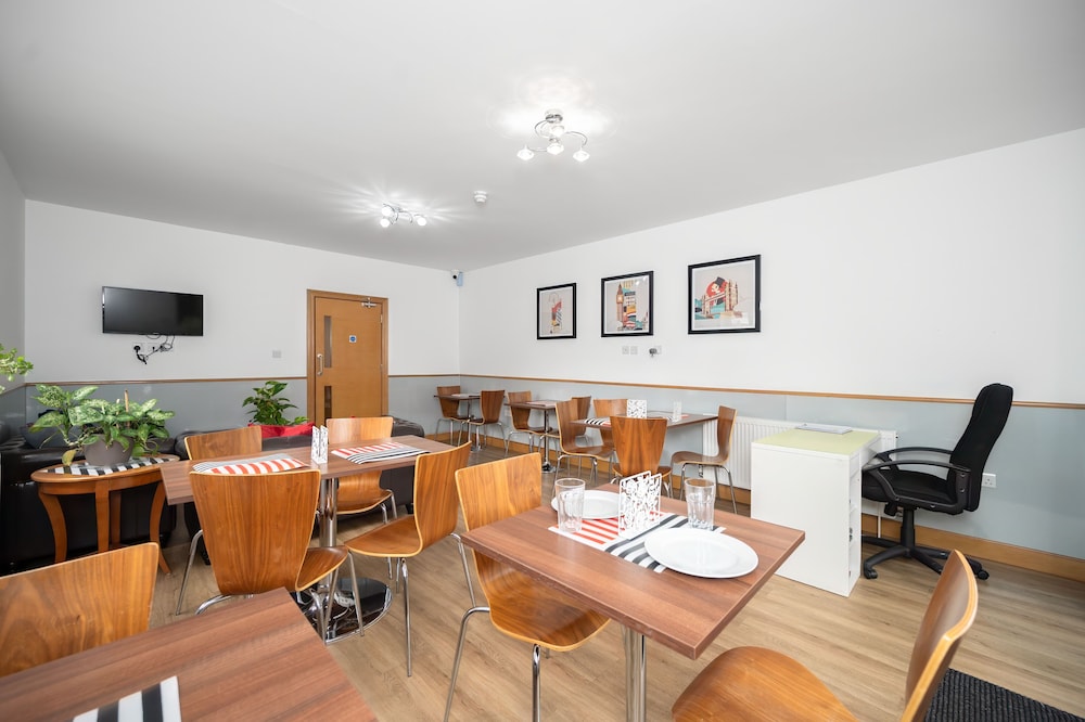 flexistay aparthotel sutton