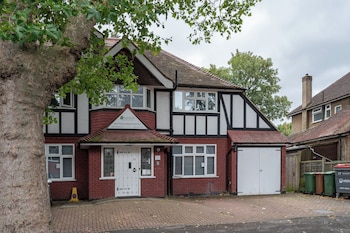flexistay aparthotel sutton