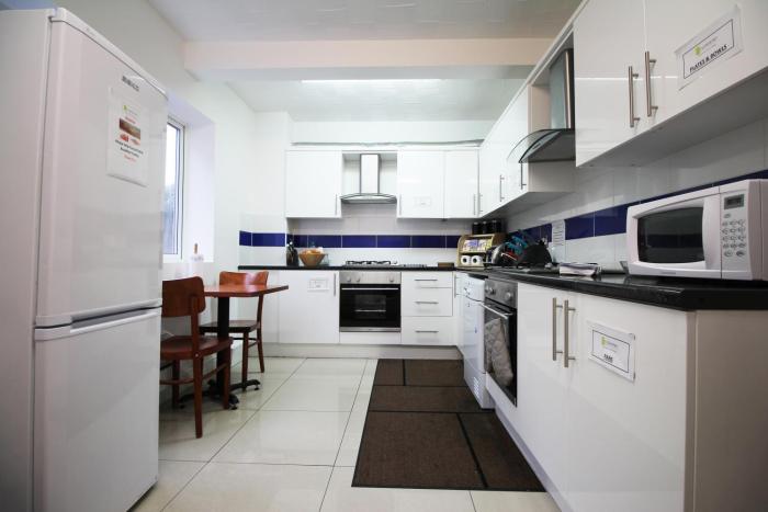 flexistay aparthotel sutton