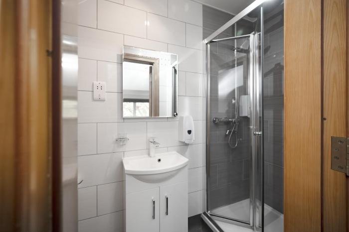 flexistay aparthotel sutton