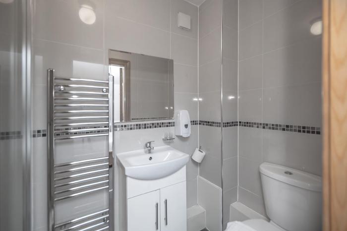 flexistay aparthotel sutton