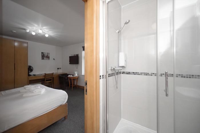 flexistay aparthotel sutton