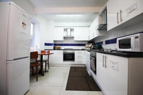 flexistay aparthotel sutton