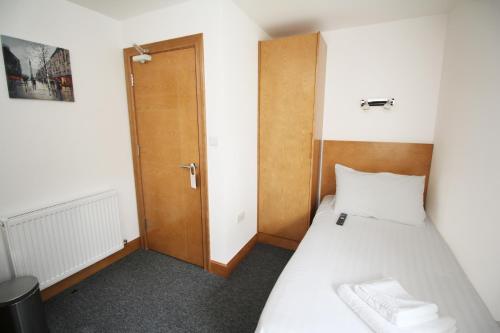 flexistay aparthotel sutton