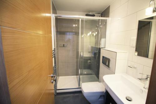 flexistay aparthotel sutton