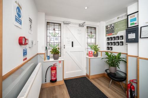 flexistay aparthotel sutton