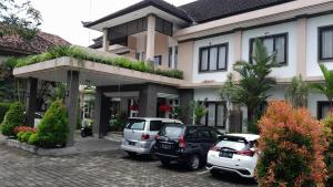 dhyanapura 2 hotel
