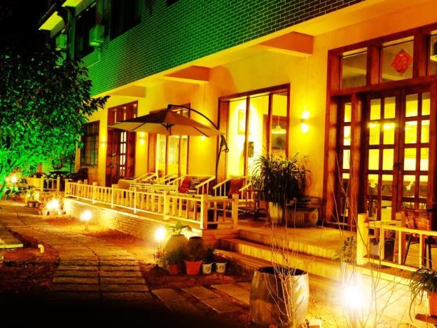 yangshuo eden inn