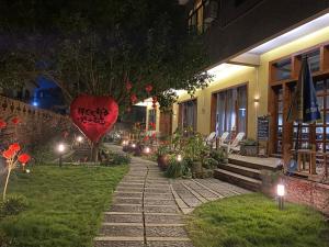 yangshuo eden inn