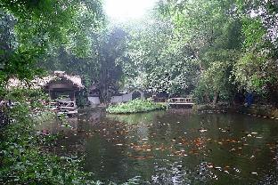 7 days premium chengdu du fu cottage southwestern university of finance metro station