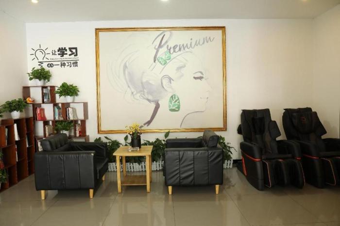 7 days premium chengdu du fu cottage southwestern university of finance metro station