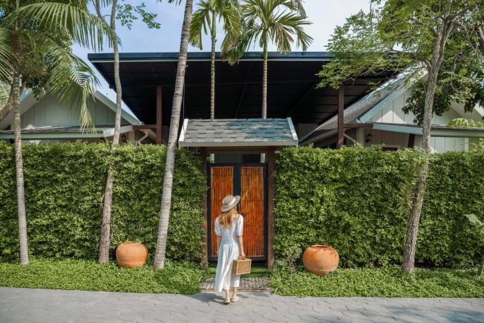 ip plus pool villa pattaya