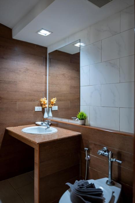 ip plus pool villa pattaya