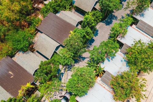 ip plus pool villa pattaya