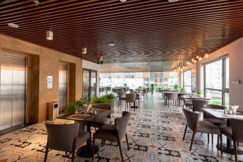 jolia hotel danang beach