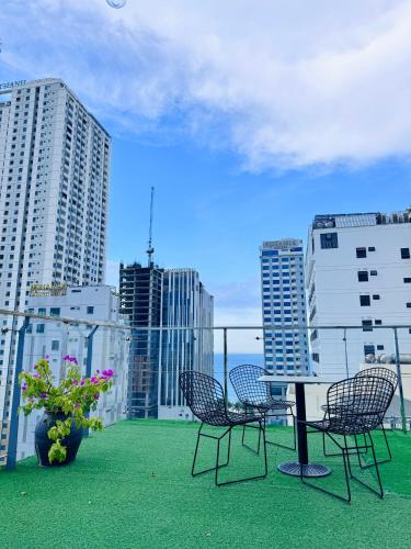 jolia hotel danang beach