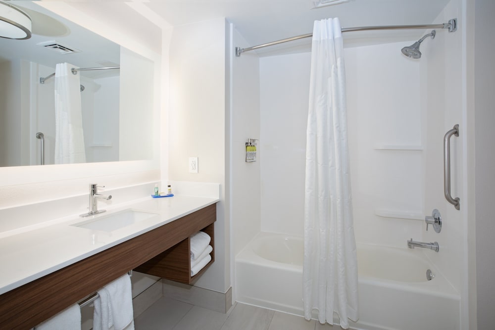 holiday inn express yreka shasta area by ihg