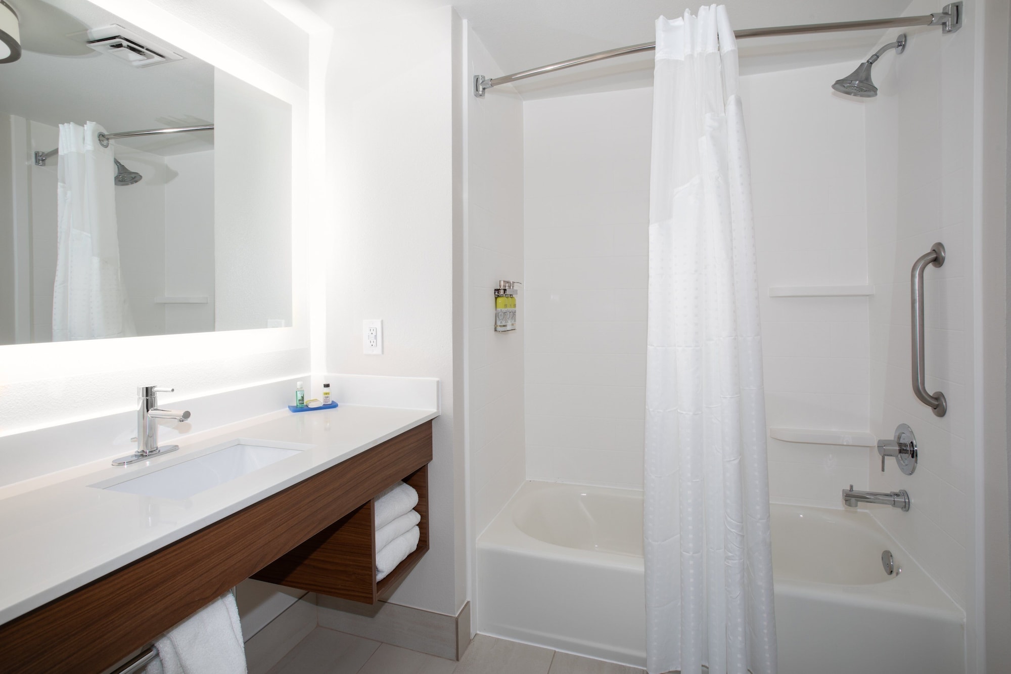 holiday inn express yreka shasta area by ihg