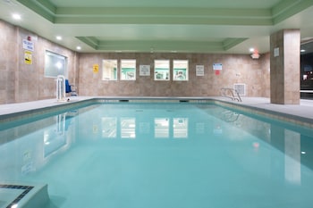 Holiday Inn Express Yreka-Shasta Area By Ihg,Yreka>>Dunsmuir,3 star