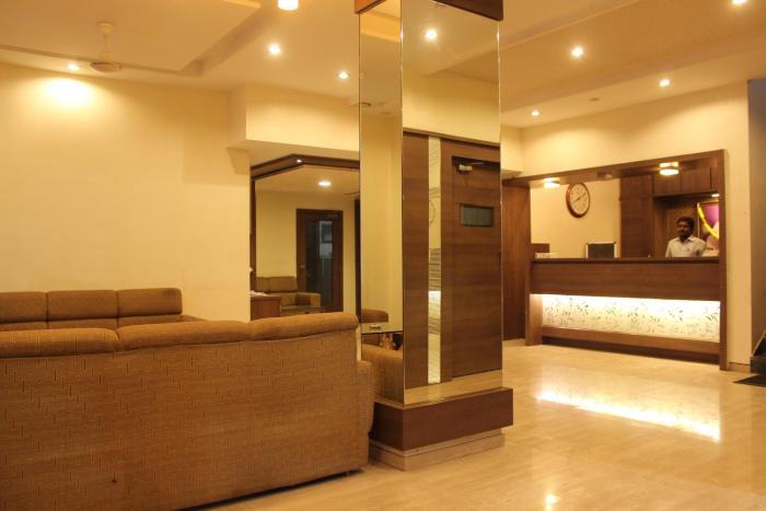 hotel laxmibai palace