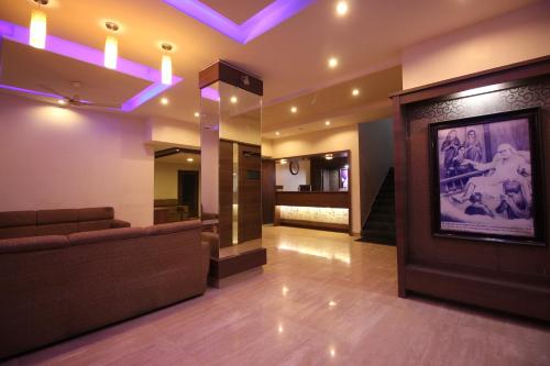 hotel laxmibai palace