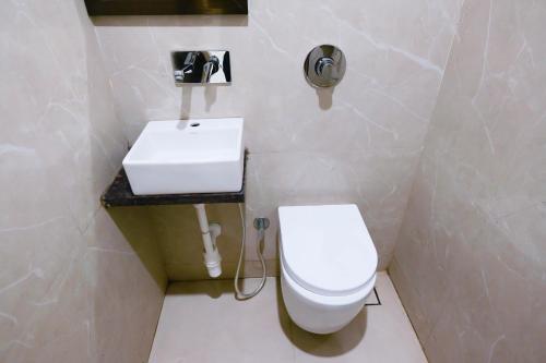 hotel laxmibai palace