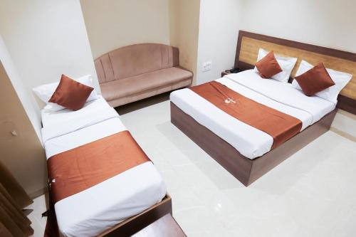 hotel laxmibai palace