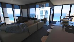 private apartments in circle on cavill