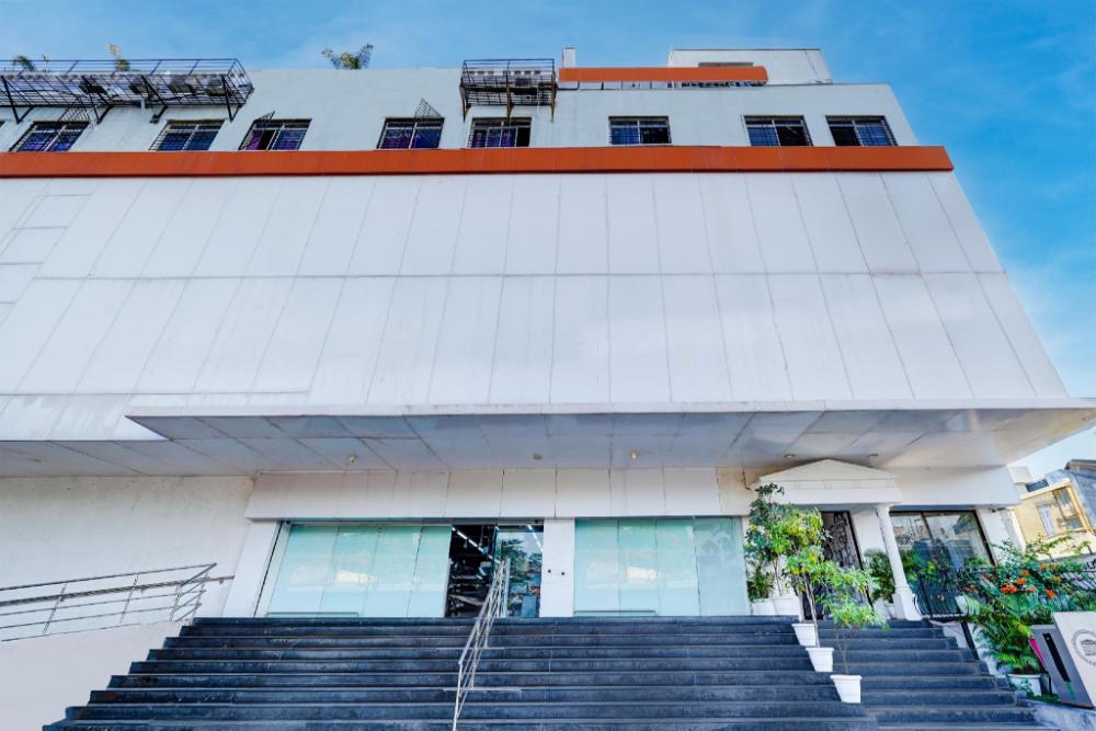 capital o ss suites near ragigudda sri prasanna anjaneyaswamy temple