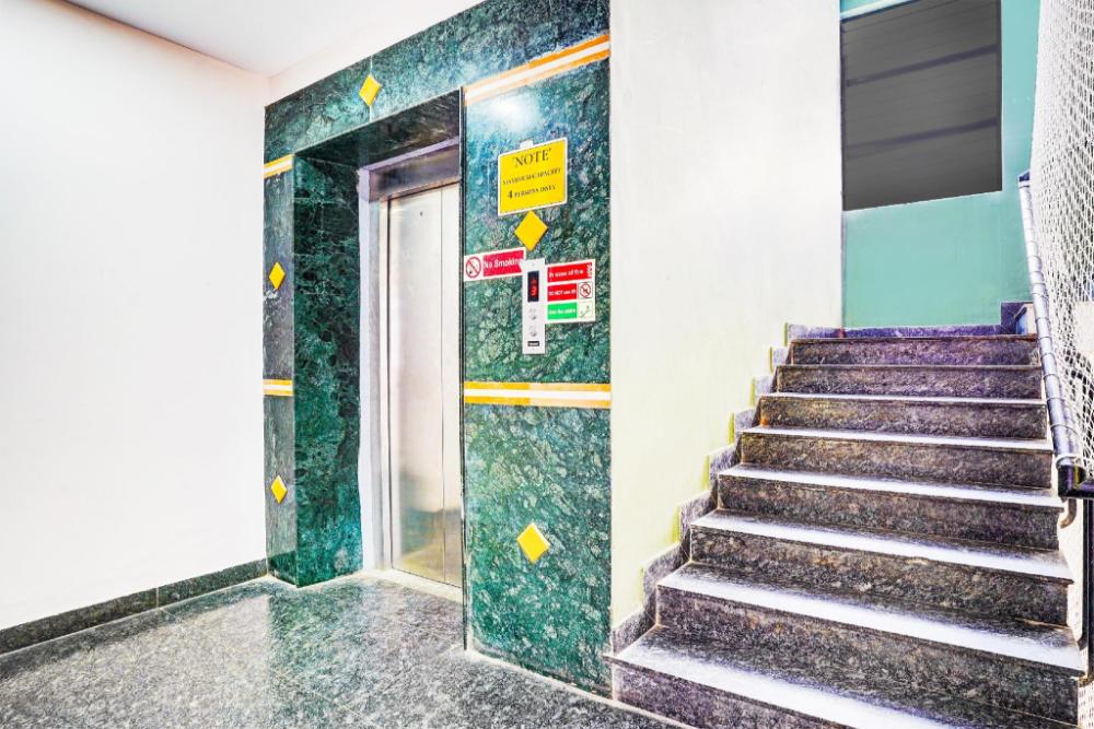 capital o ss suites near ragigudda sri prasanna anjaneyaswamy temple