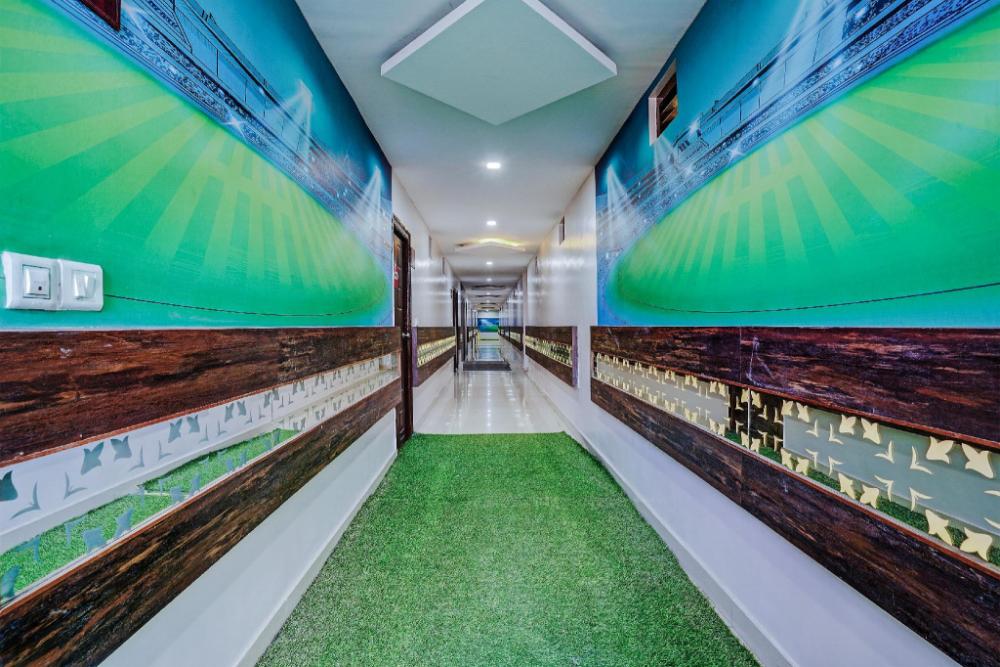 capital o ss suites near ragigudda sri prasanna anjaneyaswamy temple