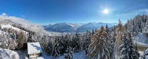 Colorado Riders Chalet,Route Des Barzettes 2 3963 Crans-Montana,Route Des Barzettes,3 star